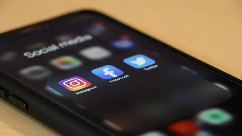 Ephemeral Communities: How Brands Can Thrive in the Moment