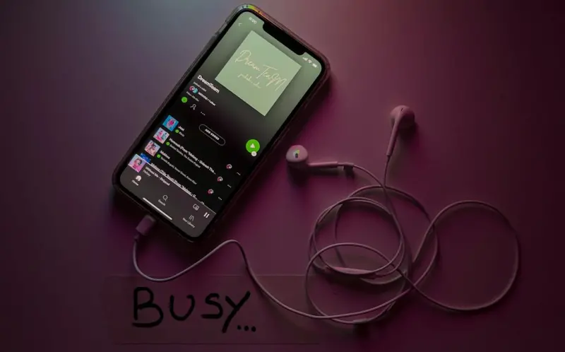 The Rise of Social Audio: Turning Conversations into Conversions