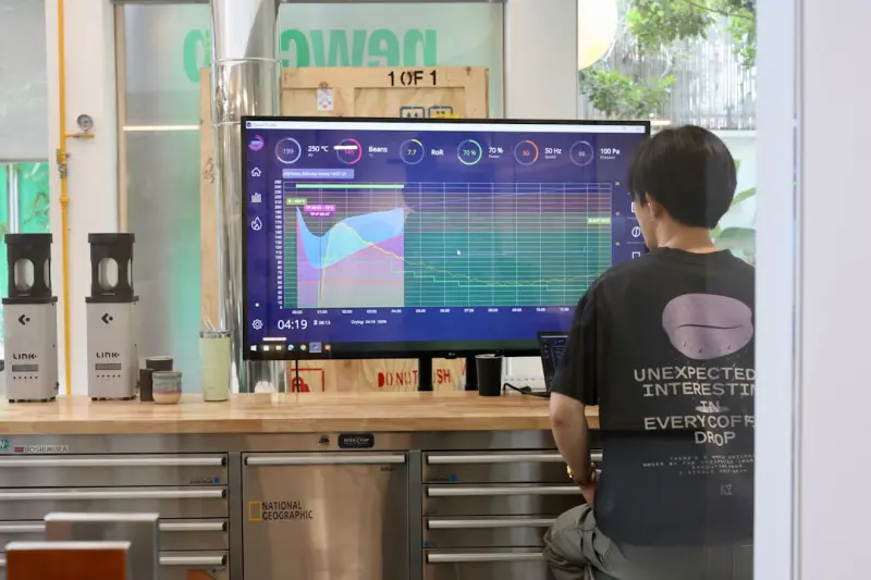 Immersive Tech: How AR & VR Are Redefining Product Discovery in eCommerce