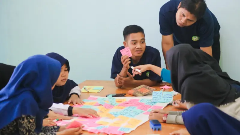 Turning Community Collaboration into a Sustainable Link‑Building Engine