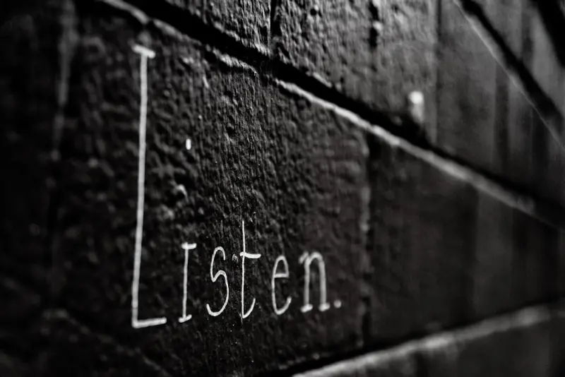 Real‑Time Social Listening: Turning Sentiment Into a Competitive Advantage Real‑Time Social Listening: Turning Sentiment Into a Competitive Advantage