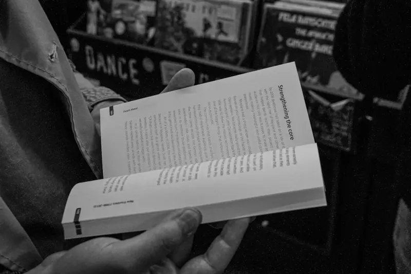 Local Storytelling & Micro‑Influencer Playbooks: Revamping Your Neighborhood SEO