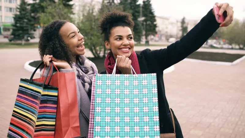 How Loyalty Loops Turn One‑Time Shoppers Into Brand Advocates